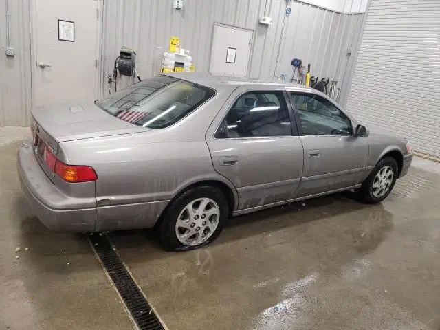 2000 TOYOTA CAMRY VIN 4T1BF22K8YU107797 фото 3