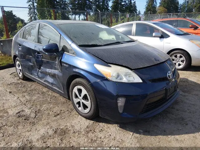 JTDKN3DU1F1914138 — 2015 Toyota Prius Four, Естественный износ (Normal Wear & Tear), фото до ремонта