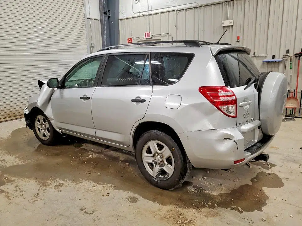 2010 TOYOTA RAV4 VIN JTMBF4DV2AD030888 фото 2