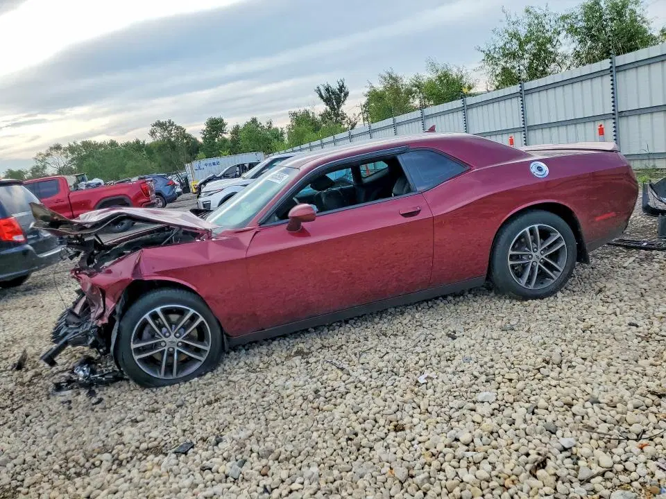 2C3CDZKG7KH547026 — 2019 Dodge Challenger, передняя часть, фото до ремонта