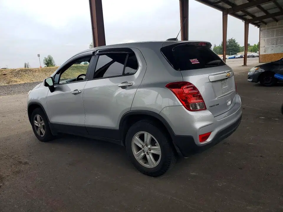 2020 Chevrolet Trax VIN 3GNCJNSB1LL329939 фото 2