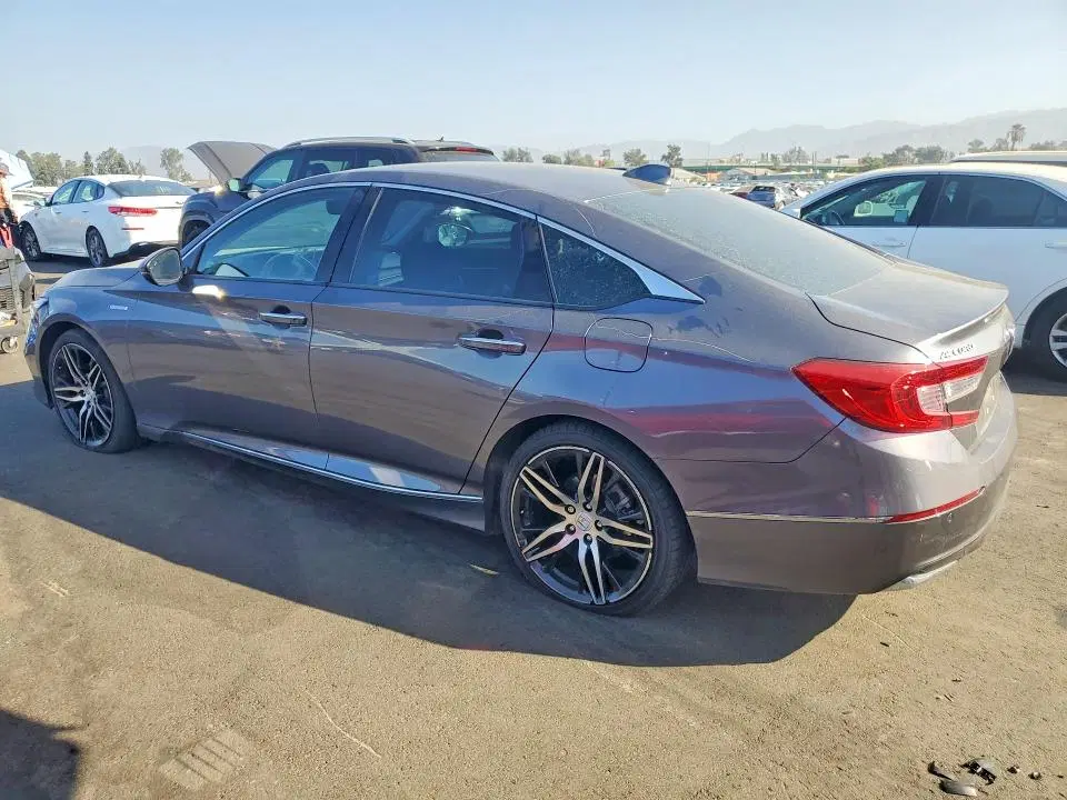2022 Honda Accord VIN 1HGCV3F92NA001000 фото 2