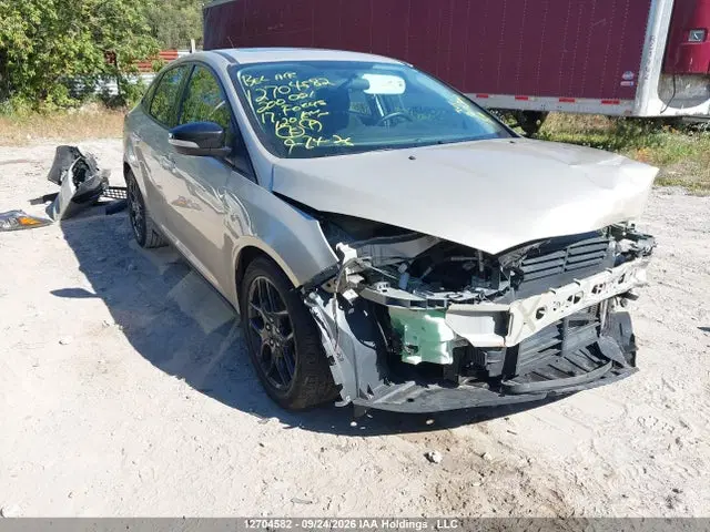 1FADP3H28HL200001 — 2017 Ford Focus, Передняя часть (Front), фото до ремонта