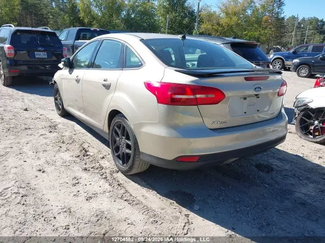2017 Ford Focus VIN 1FADP3H28HL200001 фото 3