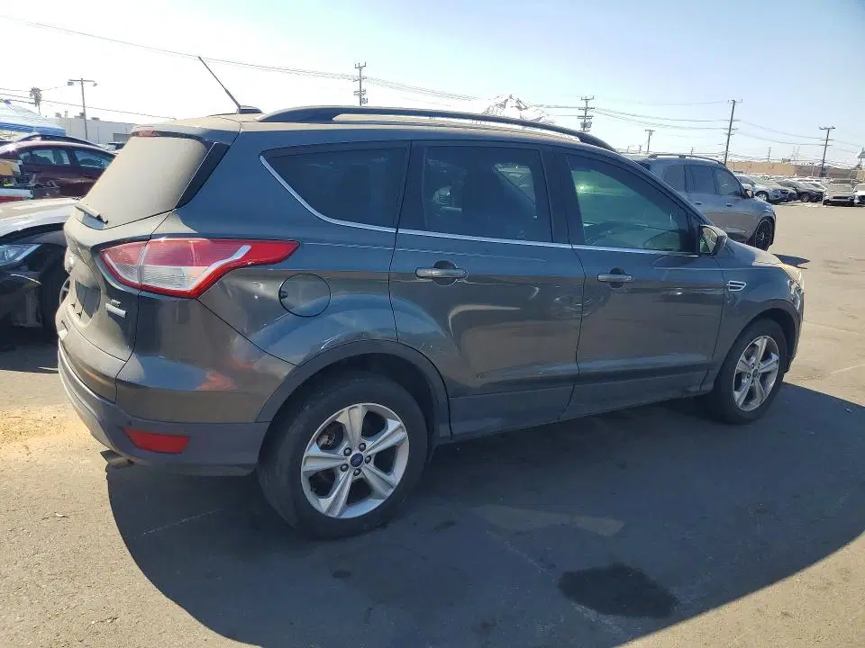 2016 Ford Escape VIN 1FMCU0GX2GUB89608 фото 3