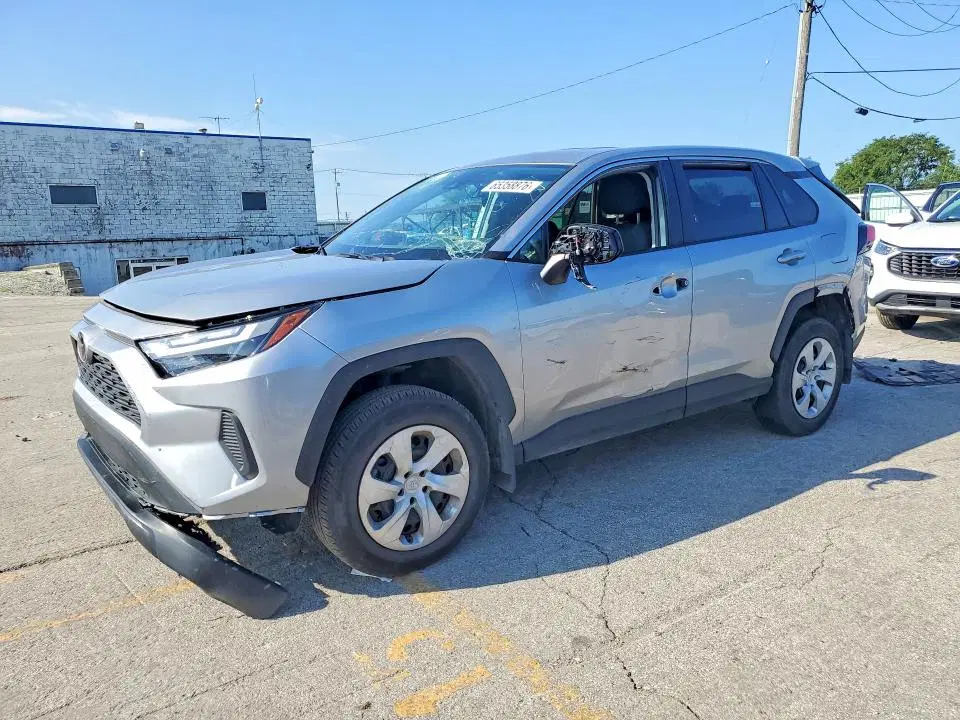 2T3G1RFV7SC572993 — 2025 Toyota RAV4, Задняя часть, фото до ремонта