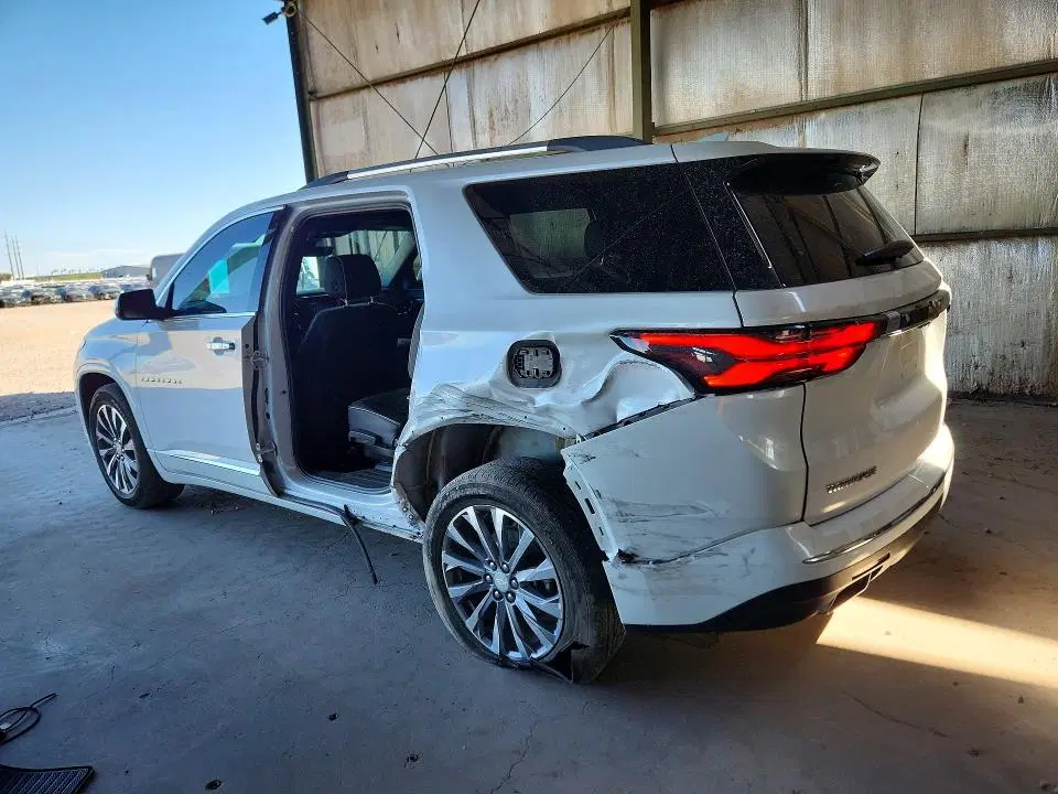2023 Chevrolet Traverse VIN 1GNERKKW6PJ208162 фото 2