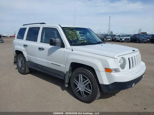 1C4NJRAB9FD248045 — 2015 Jeep Patriot Sport/North, Задняя часть справа (Right Rear), фото до ремонта