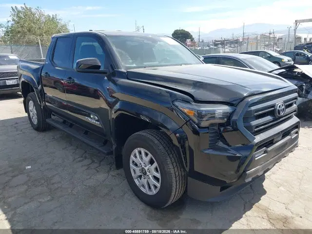 3TMKB5FN7TM071734 — 2026 Toyota Tacoma SR5, Задняя часть (Rear), фото до ремонта