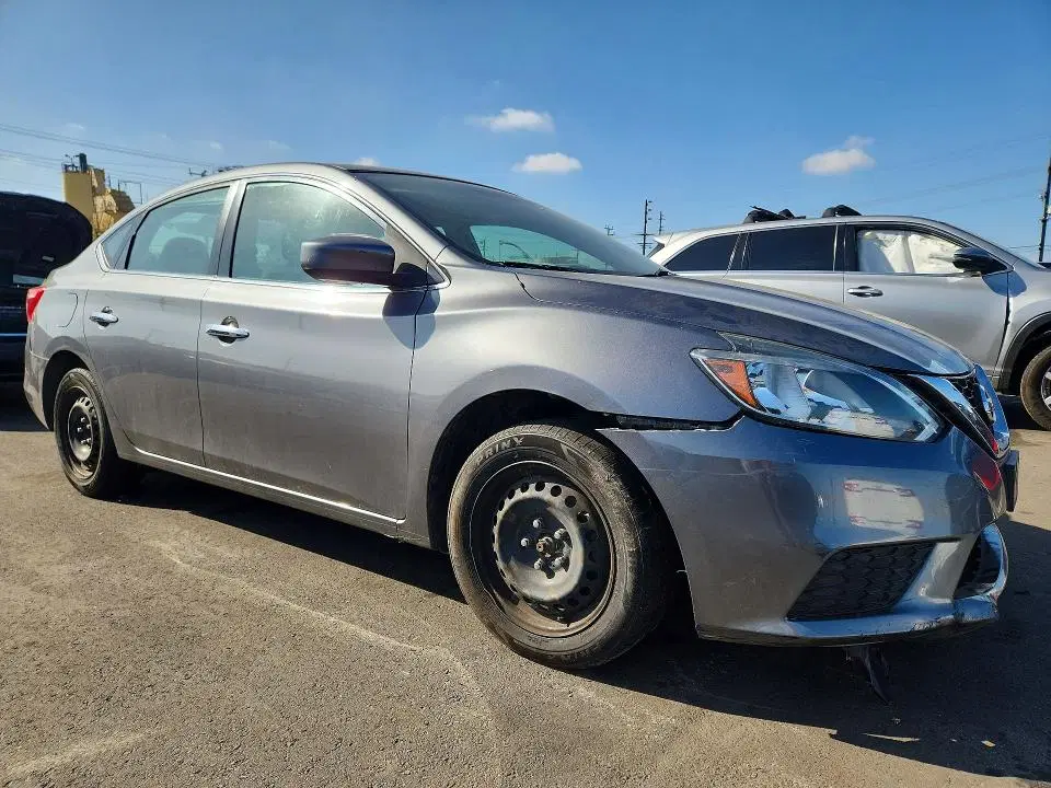 2018 Nissan Sentra VIN 3N1AB7AP4JY300198 фото 4