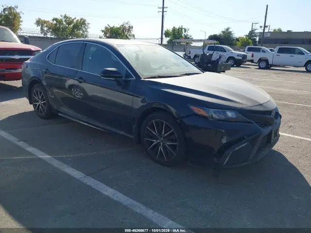 4T1G11AK1PU744996 — 2023 Toyota Camry SE, Передняя часть (Front End), фото до ремонта
