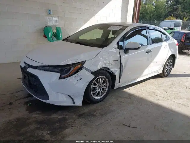 2020 Toyota Corolla Hybrid Le VIN JTDEBRBE2LJ028877 фото 2