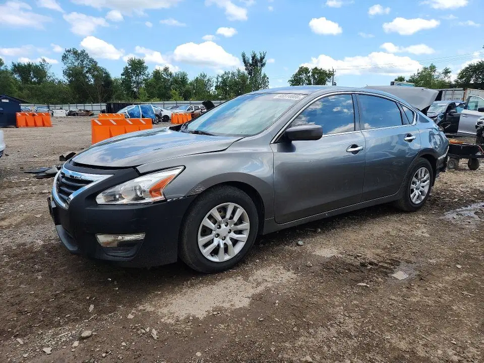 1N4AL3AP6FC296566 — 2015 Nissan Altima, Задняя часть, фото до ремонта