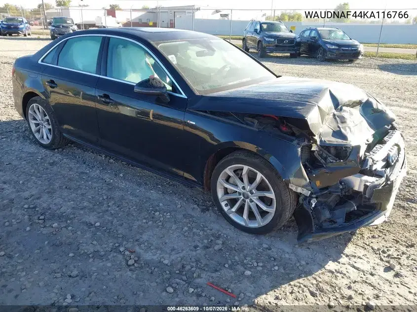 WAUDNAF44KA116766 — 2019 Audi A4, Спереди справа, фото до ремонта