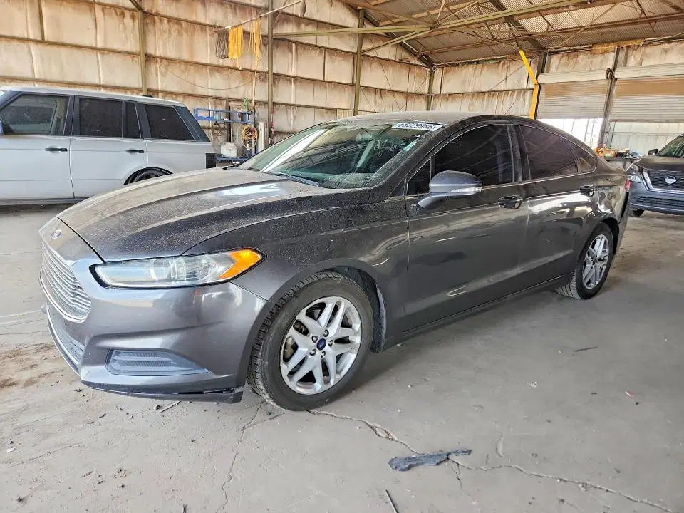 3FA6P0H75GR304674 — 2016 Ford Fusion, Передняя часть, фото до ремонта