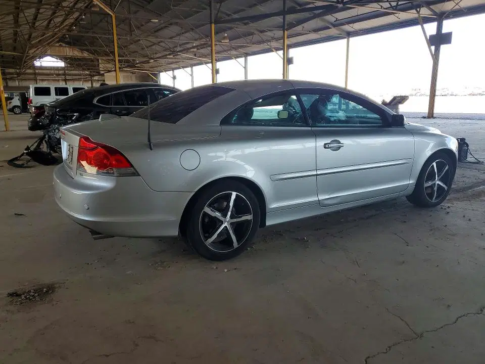 2007 VOLVO C70 VIN YV1MC68247J014774 фото 3