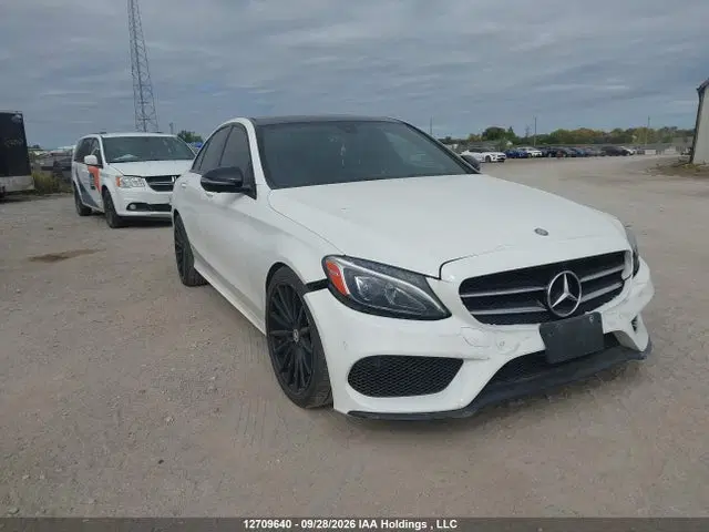 55SWF4KB1HU191499 — 2017 Mercedes-Benz C 300 4MATIC, Front, фото до ремонта