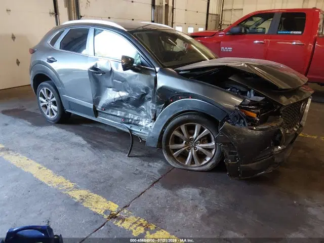 3MVDMBBL6NM426948 — 2022 Mazda CX-30 Select, Передняя часть (Front End), фото до ремонта
