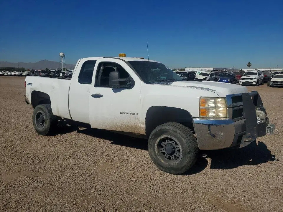 2008 CHEVROLET SILVERADO VIN 1GCHK29648E157626 фото 4