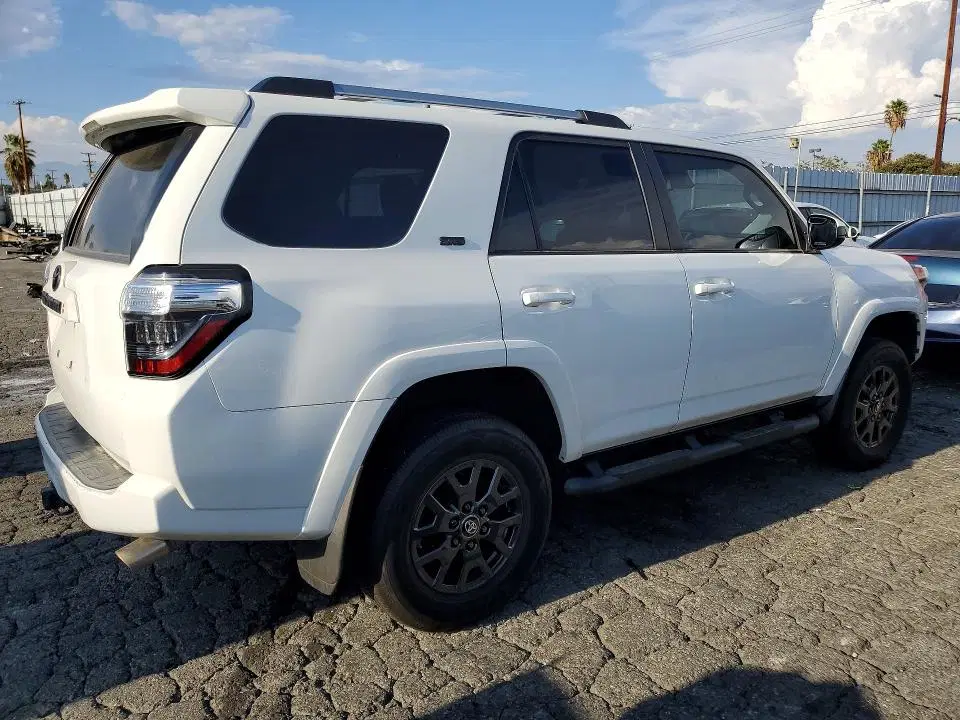 2022 Toyota 4runner VIN JTEMU5JR3N6009467 фото 3