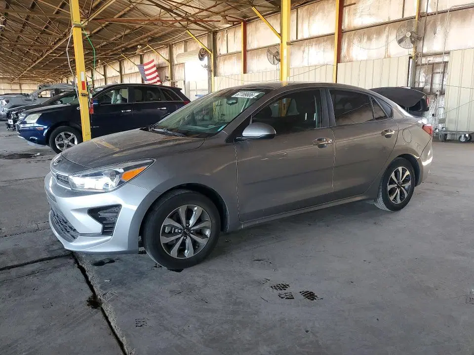 3KPA24AD8ME380838 — 2021 Kia Rio, Боковая часть, фото до ремонта