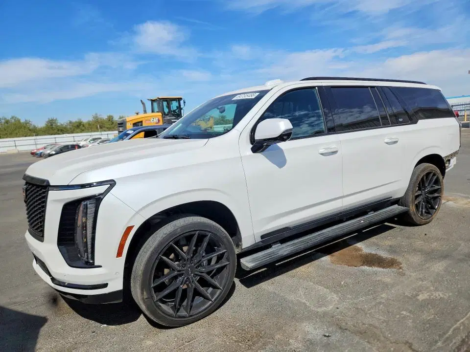 1GYS9RRL0SR114377 — 2025 Cadillac Escalade, Боковая часть (Side), фото до ремонта