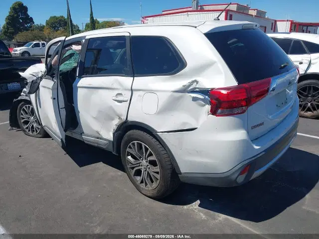 2016 Mitsubishi Outlander Se VIN JA4AD3A37GZ056083 фото 3
