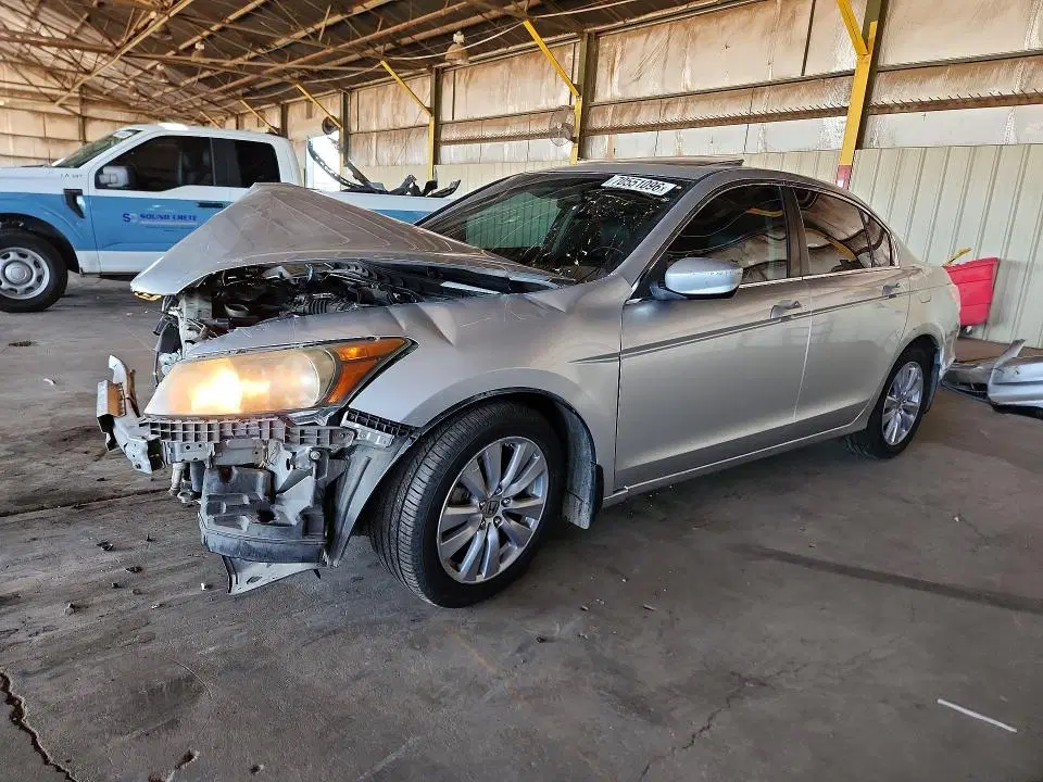 1HGCP2F83BA044431 — 2011 Honda Accord, Передняя часть (Front End), фото до ремонта