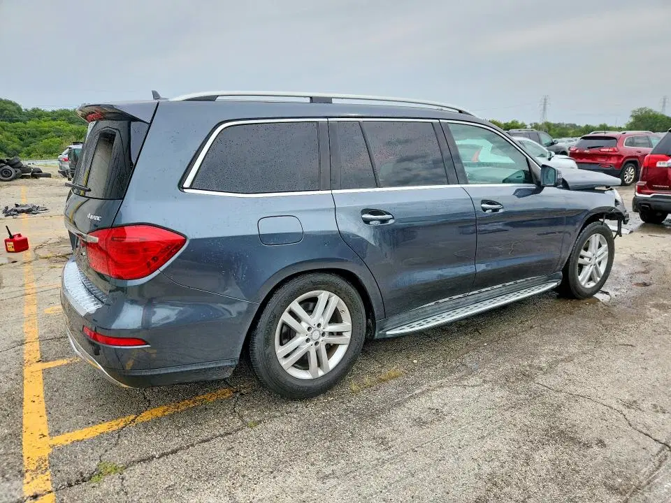 2015 MERCEDES-BENZ GL VIN 4JGDF6EE8FA585819 фото 3