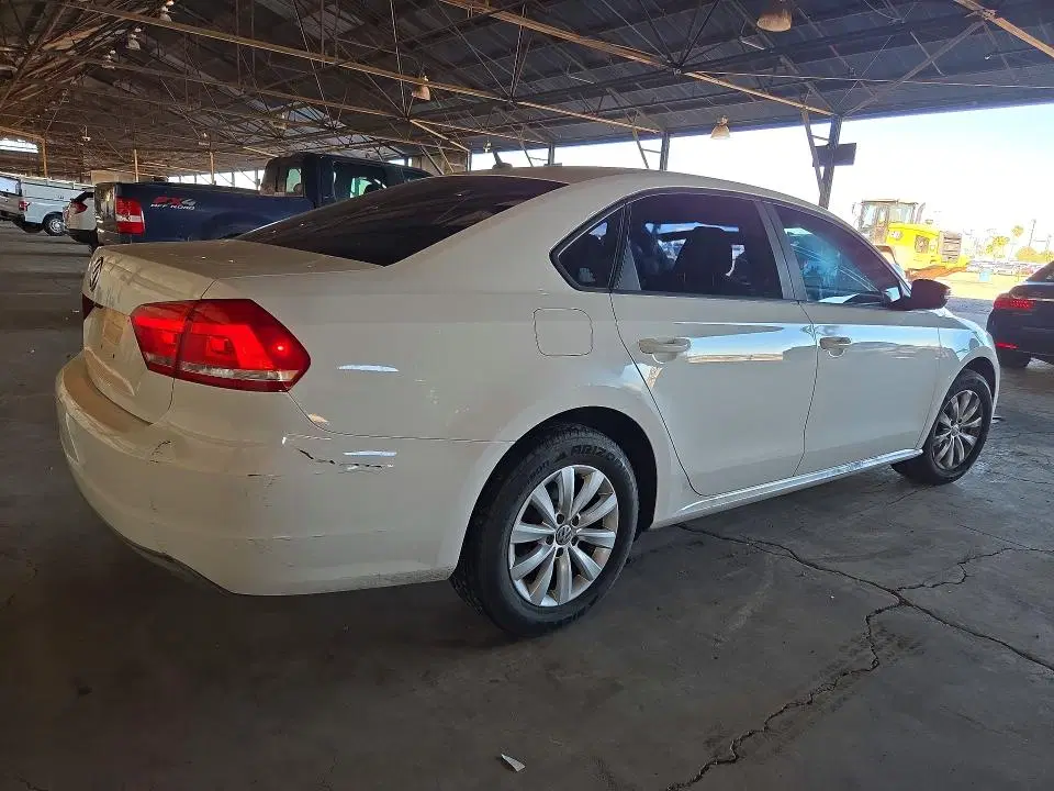 2013 VOLKSWAGEN PASSAT VIN 1VWAP7A37DC086488 фото 3