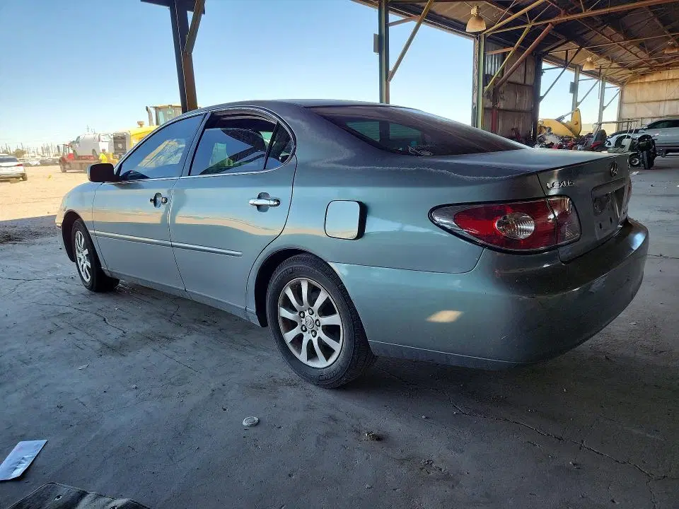 2003 LEXUS ES VIN JTHBF30GX30109641 фото 2