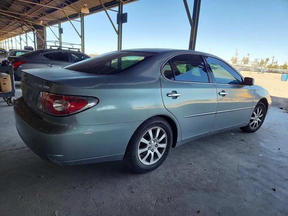 2003 LEXUS ES VIN JTHBF30GX30109641 фото 3
