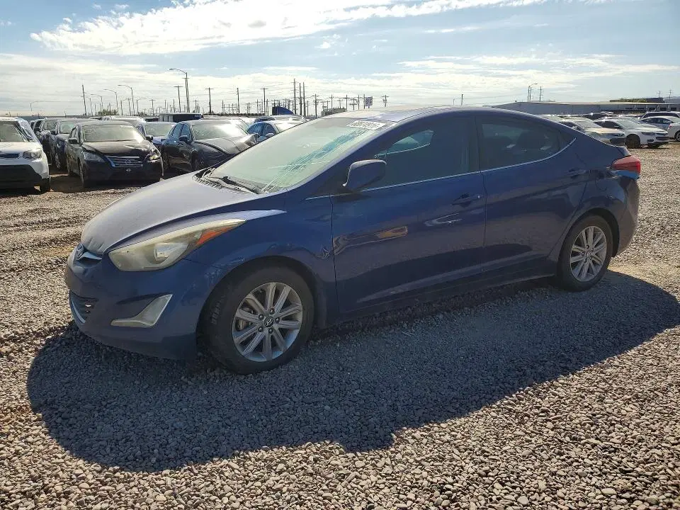 5NPDH4AE7FH569130 — 2015 Hyundai Elantra, Мелкие вмятины и царапины (Minor Dent/Scratches), фото до ремонта