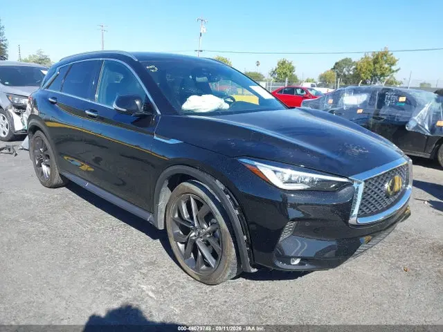 3PCAJ5M34KF104854 — 2019 Infiniti QX50 Essential, Передняя часть слева (Left Front), фото до ремонта