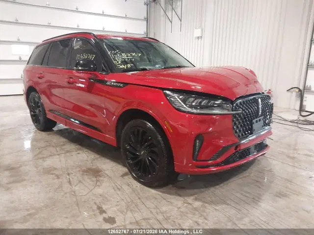 5LM5J7XC4TGL00334 — 2026 Lincoln Aviator Reserve, Передняя часть, фото до ремонта