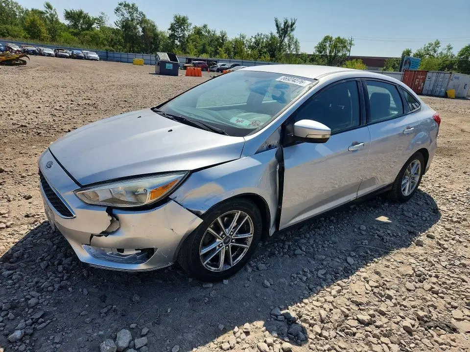 1FADP3F26FL360359 — 2015 Ford Focus, Передняя часть, фото до ремонта