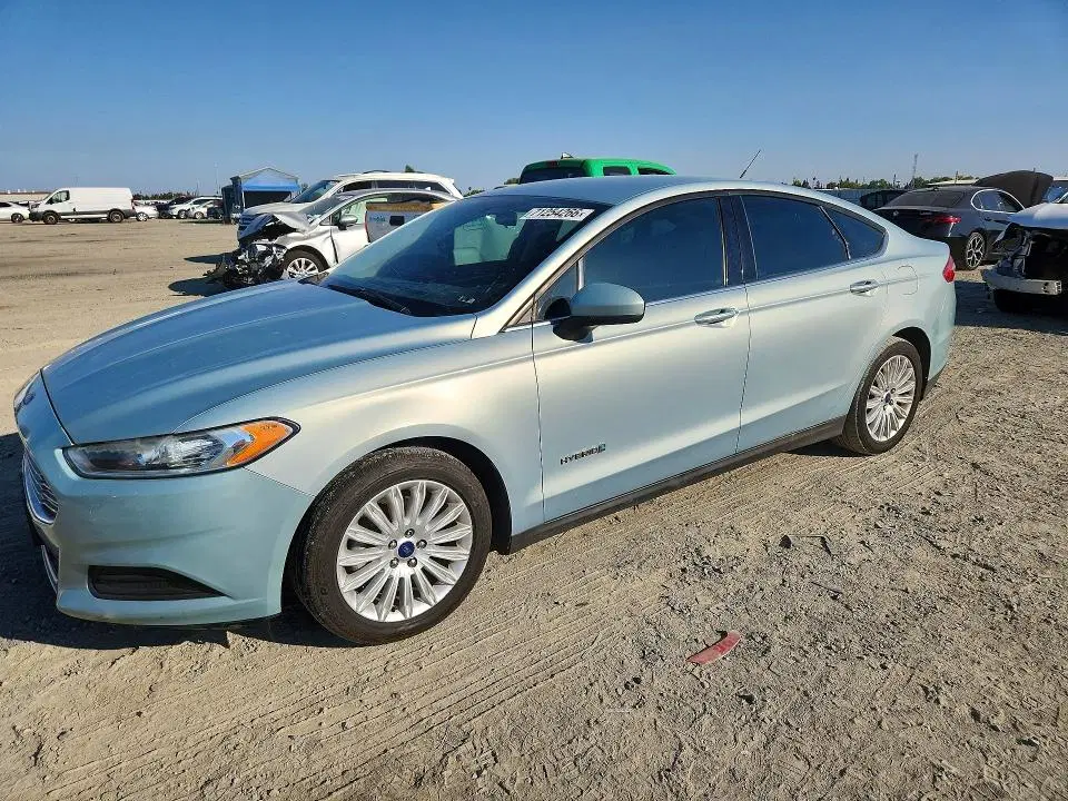 3FA6P0UU8ER131189 — 2014 Ford Fusion, Side, фото до ремонта