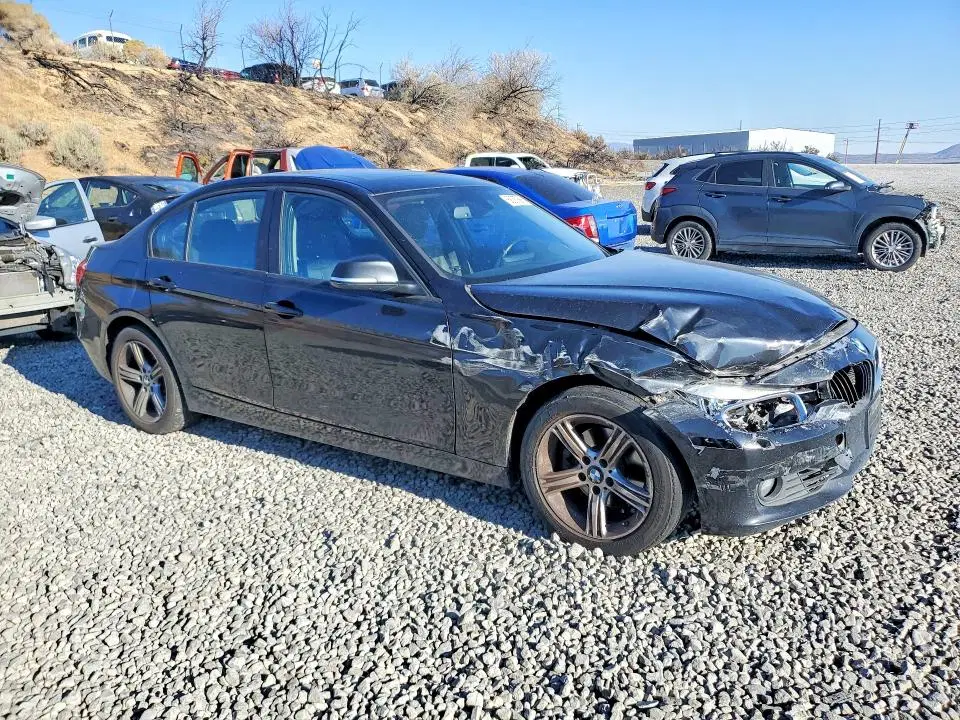 2015 BMW 328 VIN WBA3B3G54FNR87303 фото 4
