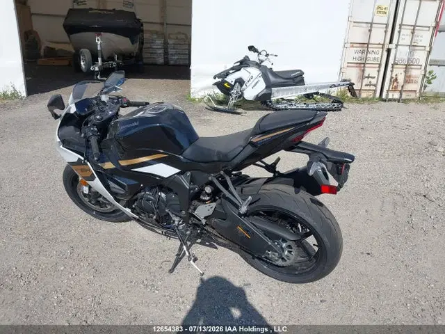 2026 Kawasaki Zx636 K VIN JKBZXJJ16TA047344 фото 3