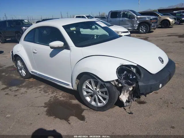 3VWJ17AT1HM606772 — 2017 Volkswagen Beetle 1.8T SE, Передняя часть слева (Left Front), фото до ремонта