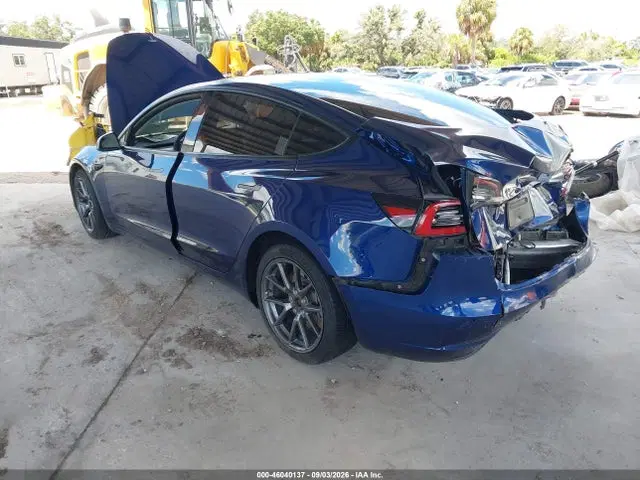 2021 Tesla Model 3 Long Range Dual Motor All-wheel Drive VIN 5YJ3E1EB8MF992927 фото 3