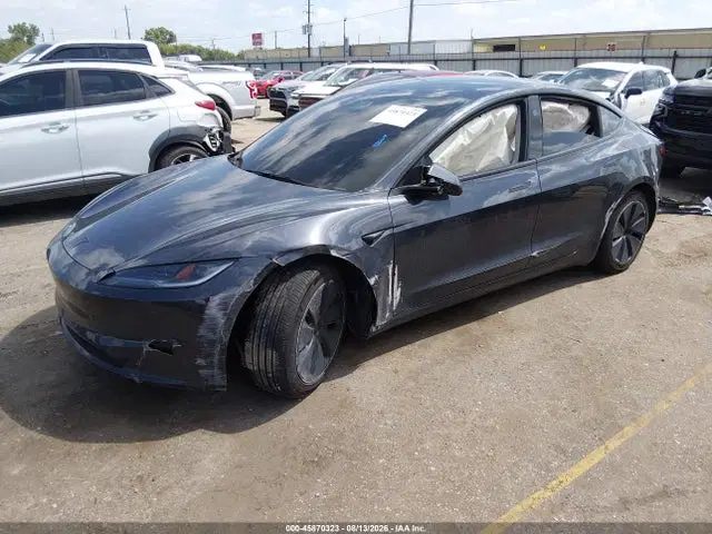 2026 Tesla MODEL 3 VIN 5YJ3E1EA2TF136271 фото 2