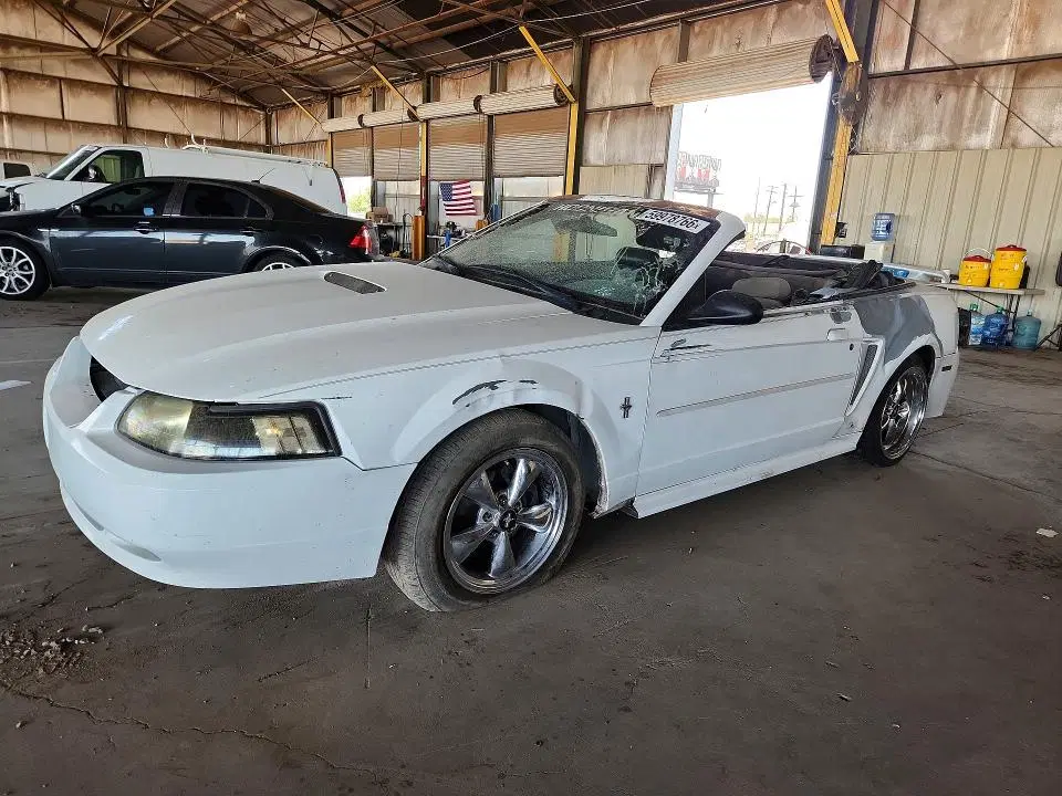 1FAFP4446YF239450 — 2000 Ford Mustang, Задняя часть (Rear End), фото до ремонта