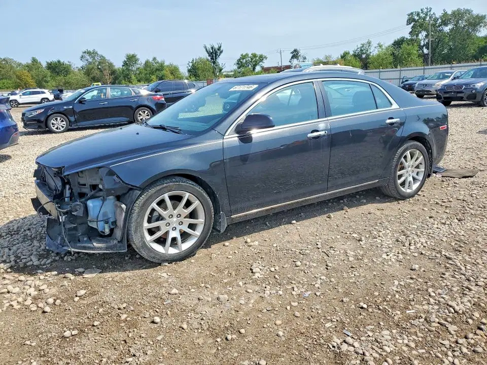 1G1ZG5E73CF260263 — 2012 Chevrolet Malibu, Передняя часть, фото до ремонта