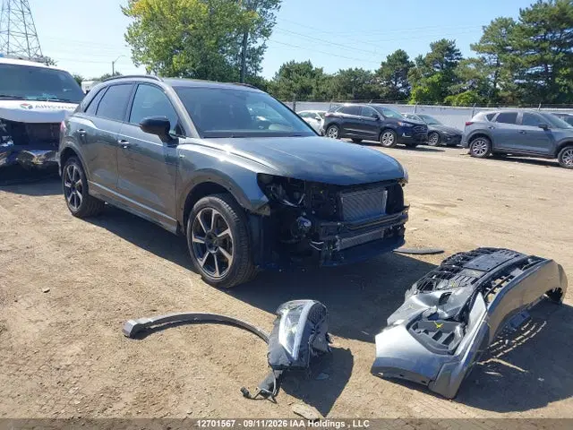 WA1EECF36S1073133 — 2025 Audi Q3 Premium Plus S Line 45, Передняя часть (Front), фото до ремонта