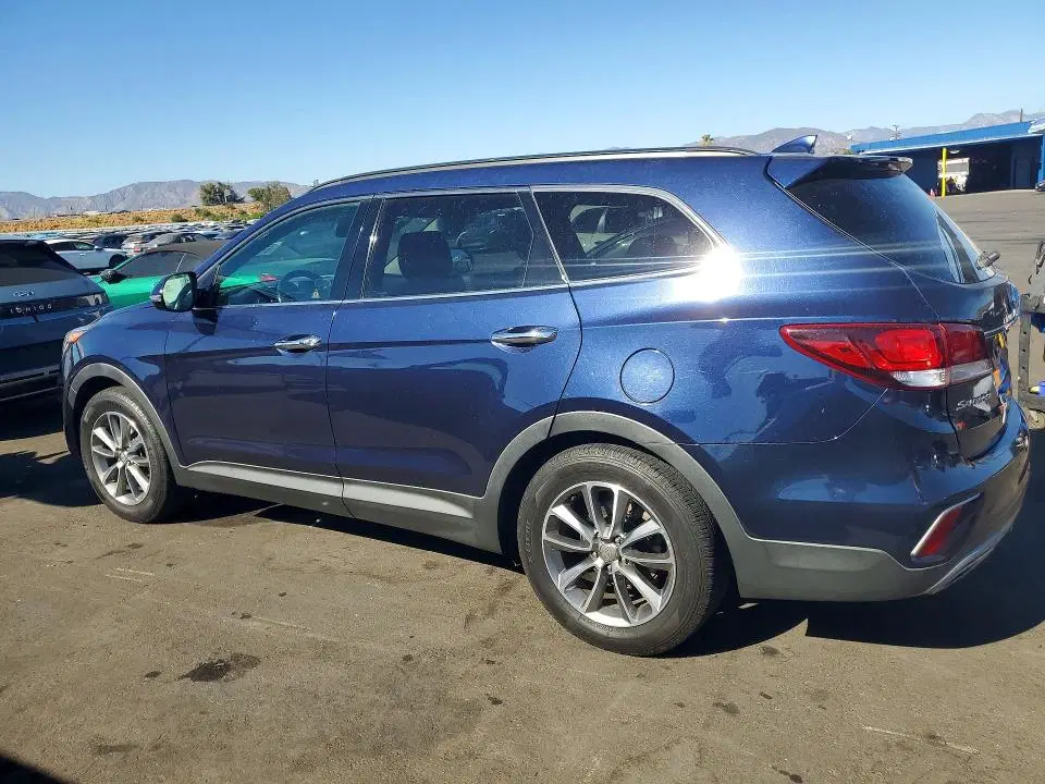 2018 Hyundai Santa Fe VIN KM8SN4HF6JU279843 фото 2