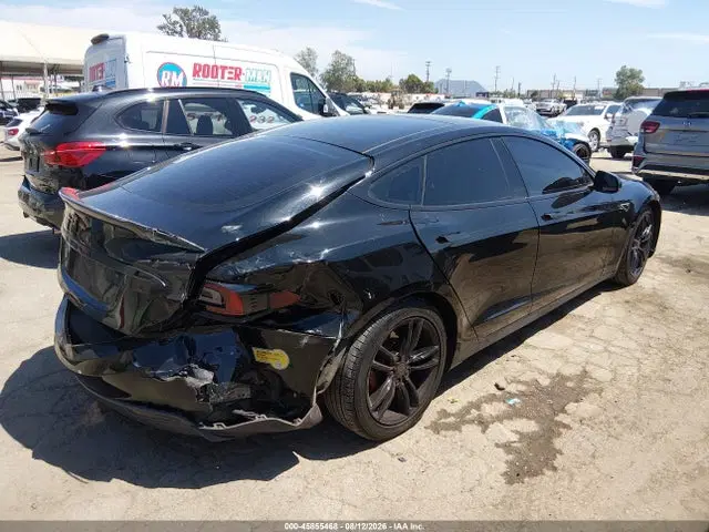 2016 Tesla Model S 60d/70d/75d/85d/90d VIN 5YJSA1E29GF129467 фото 4