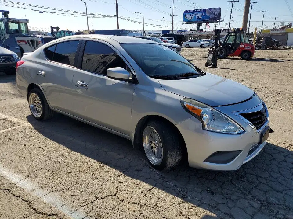 2016 Nissan Versa VIN 3N1CN7AP6GL853568 фото 4