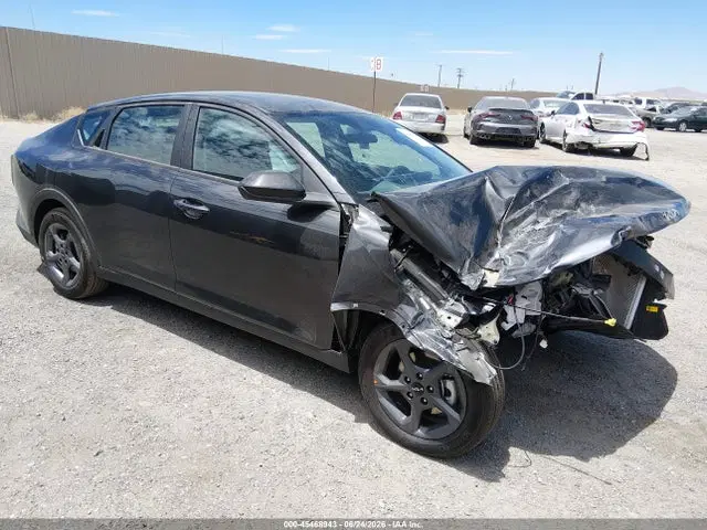 3KPFT4DE7TE354835 — 2026 Kia K4 Lxs, Передняя часть (Front End), фото до ремонта