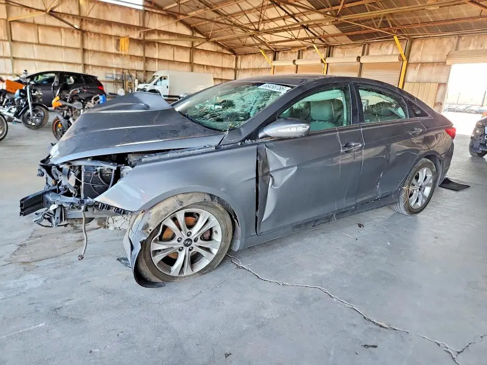 5NPEC4AC8DH675052 — 2013 Hyundai Sonata, Передняя часть (Front End), фото до ремонта
